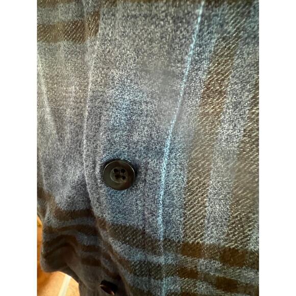 GOODFELLOW NWT LONG SLEEVE BUTTON UP BLUE AND BLACK PLAID MENS LARGE - Picture 9 of 9